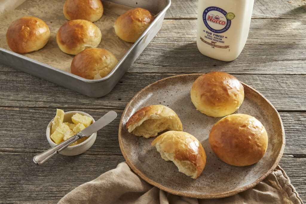 Japanese Milk Buns with Diana Chan